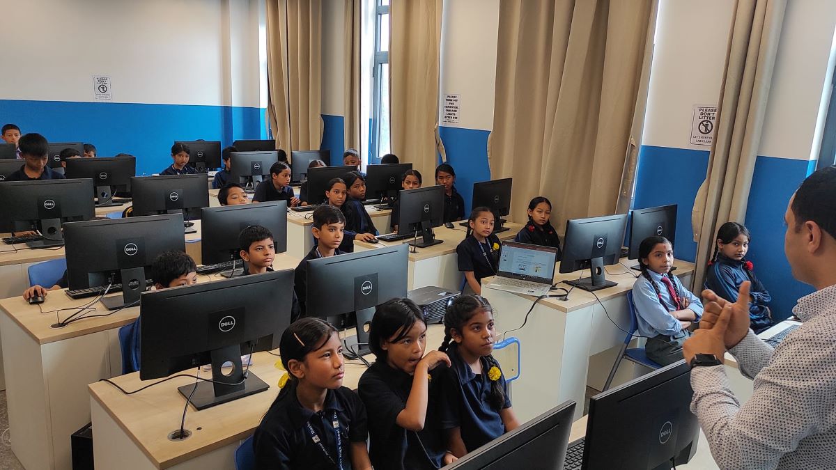 तस्बिरः दरबार हाइ स्कुलको फेसबुक